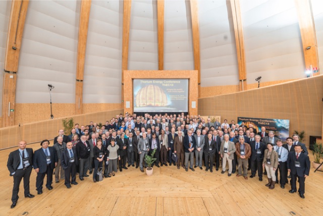 Oι συμμετέχοντες στο συνέδριο ThEC13 στο CERN. Συμμετείχαν επιστήμονες από 32 χώρες