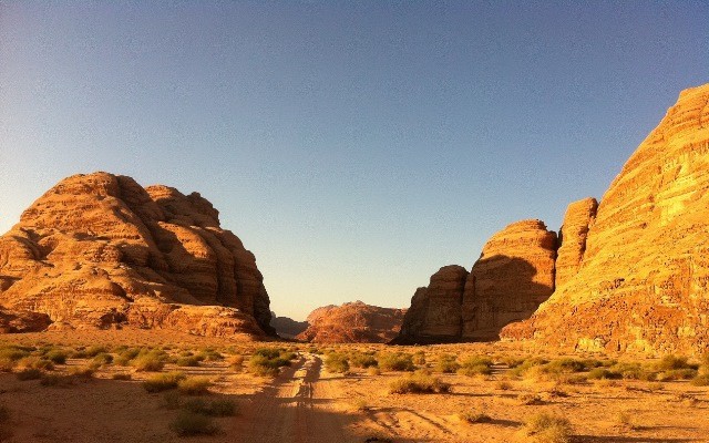 Εντυπωσιακές γέφυρες φυσικής ομορφιάς Wadi Rum