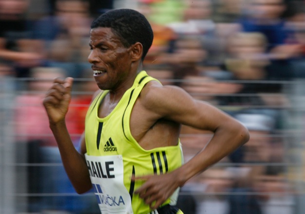 RTR1R7YG Χαϊλέ Γκεμπρεσελασιέ