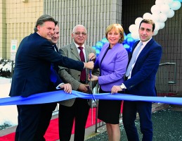 Megas Yeeros Ribbon Cutting