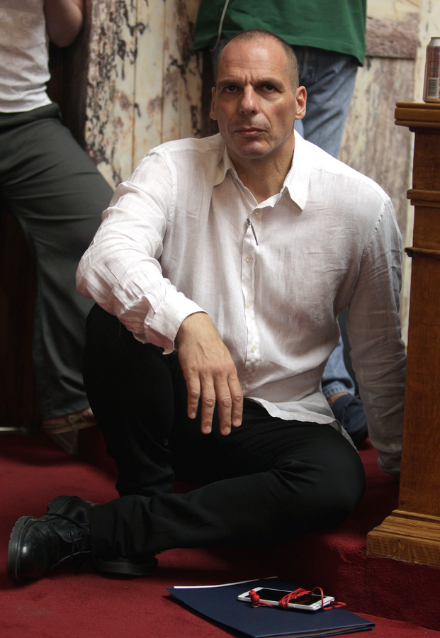 Ï õðïõñãüò Ïéêïíïìéêþí ÃéÜíçò ÂáñïõöÜêçò óôç óõíåäñßáóç ôçò ÊïéíïâïõëåõôéêÞò ÏìÜäáò ôïõ ÓÕÑÉÆÁ, óôçí áßèïõóá Ãåñïõóßáò ôçò ÂïõëÞò, ÁèÞíá, ôçí Ôñßôç 16 Éïõíßïõ 2015.   ÁÐÅ-ÌÐÅ/ÁÐÅ-ÌÐÅ/ÓÕÌÅËÁ ÐÁÍÔÆÁÑÔÆÇ