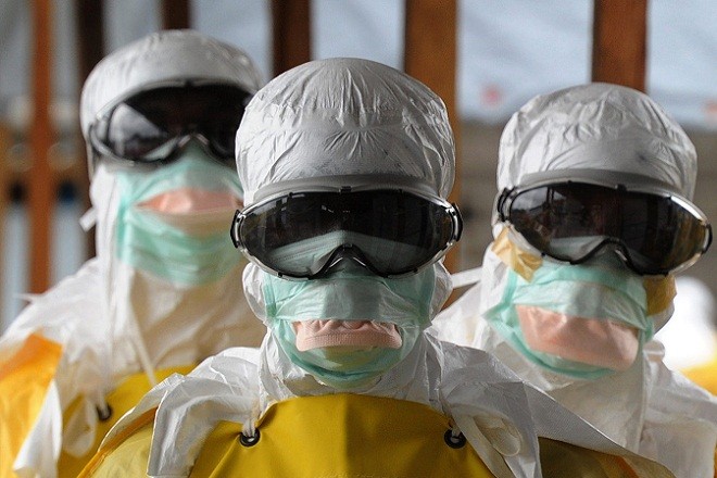 http://www.fortunegreece.com/wp-content/uploads/2015/12/12/ebola-660x440.jpg