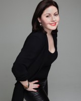 mina bagiota
