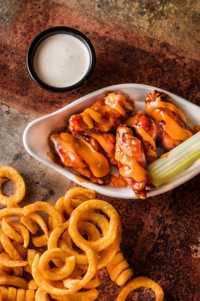 Buffalo Wings & Rings