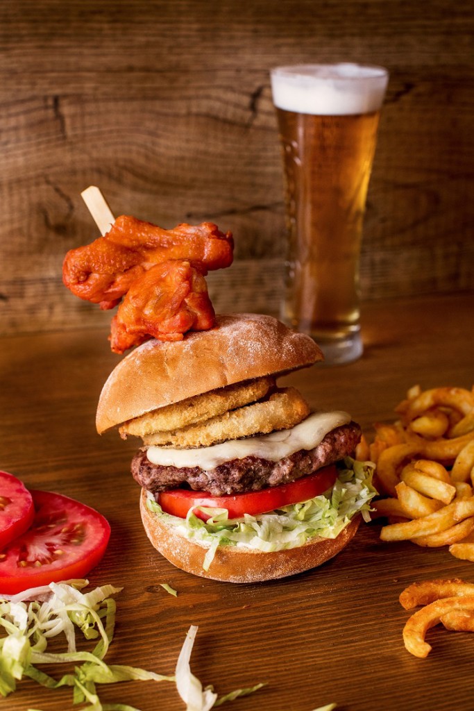 Buffalo Wings & Rings_3 (1)