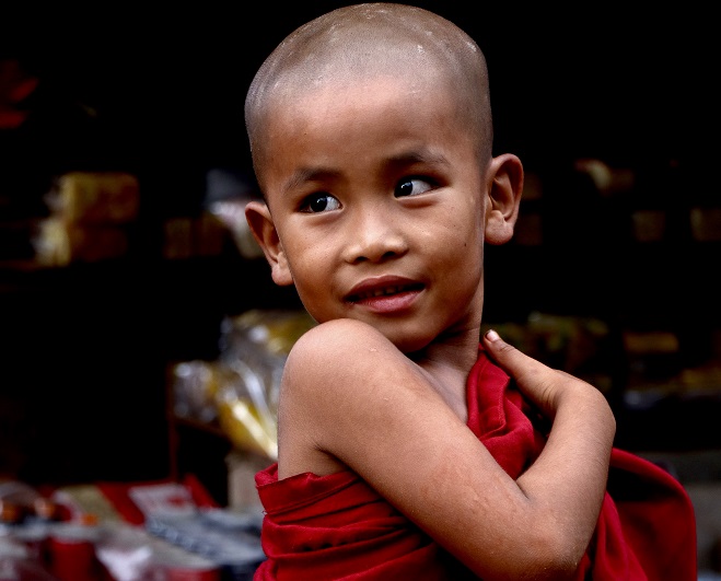 Μαθητευόμενος βουδιστής μοναχός, Kakku, Myanmar. © Charalambos Vlachopoulos