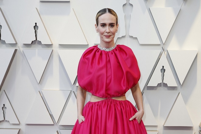 epa07394728 Sarah Paulson arrives for the 91st annual Academy Awards ceremony at the Dolby Theatre in Hollywood, California, USA, 24 February 2019. The Oscars are presented for outstanding individual or collective efforts in 24 categories in filmmaking.  EPA/ETIENNE LAURENT