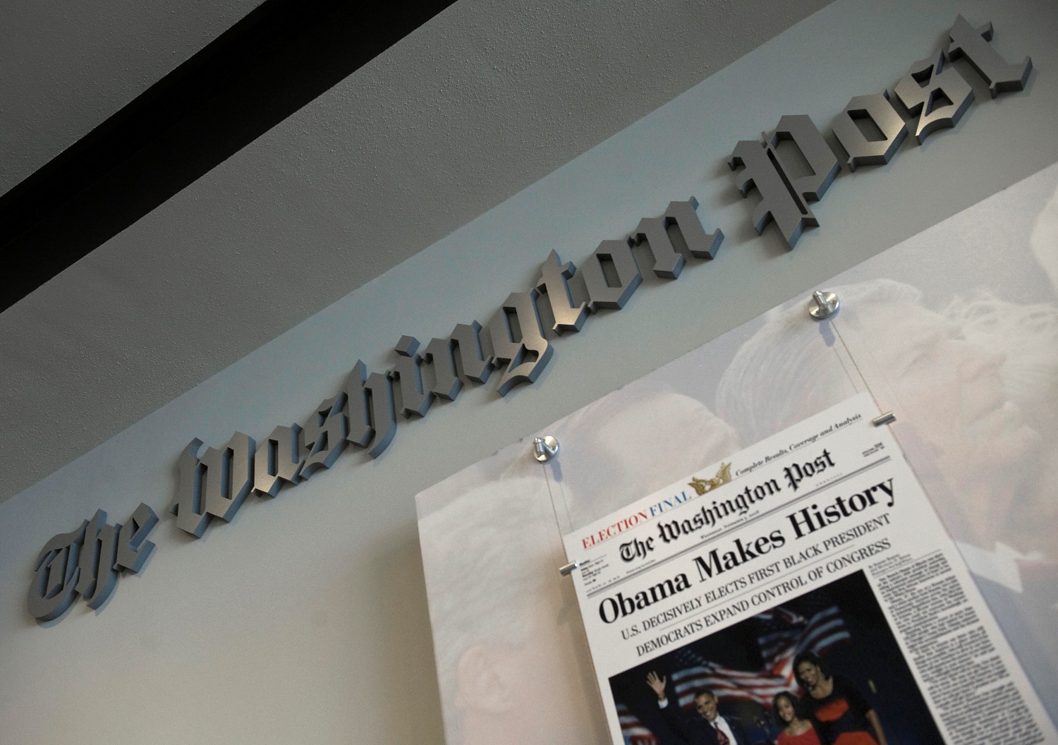 Washington Post: H «αιμορραγία» εσόδων την οδήγησε στην πώληση