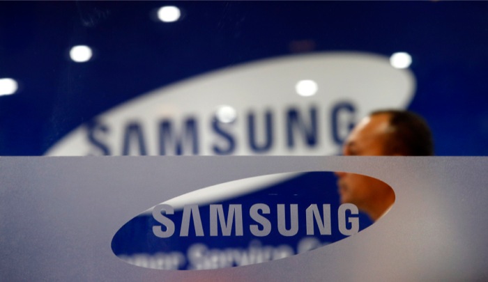 H Samsung διαψεύδει τα σενάρια εξαγοράς της Blackberry