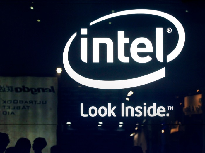 Η Intel μπαίνει στην αγορά των «φορετών συσκευών»