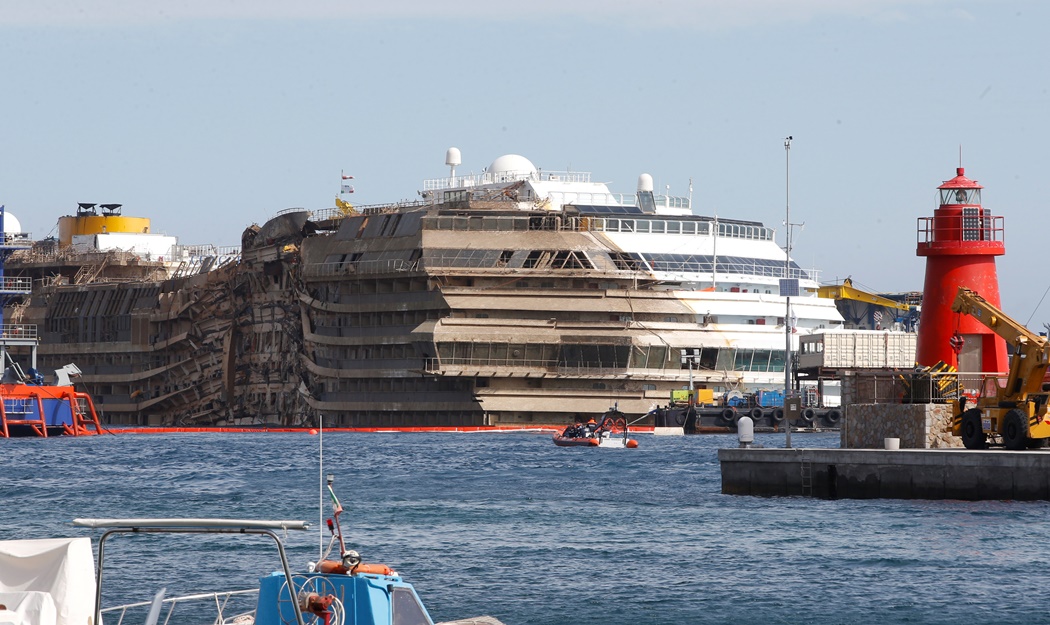 Τι θα απογίνει το Costa Concordia