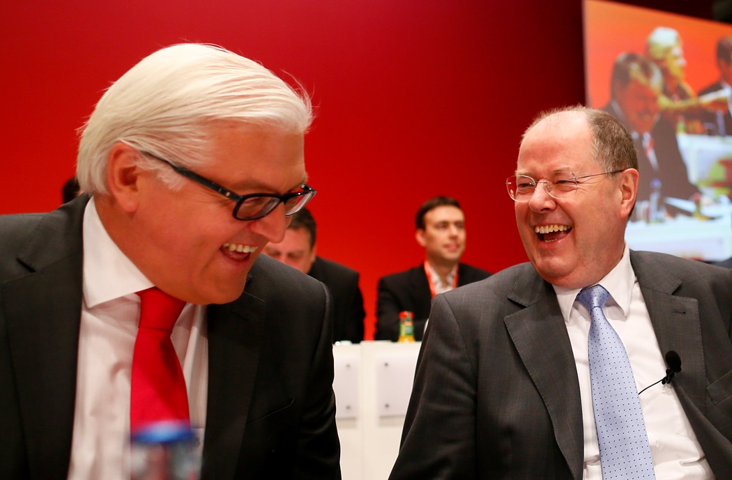 O Φρανκ-Βάλτερ Σταϊνμάγερ πρόεδρος της κοινοβουλευτικής ομάδας του SPD