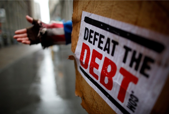«Έτος χρέους» για τα πλούσια κράτη, το 2014