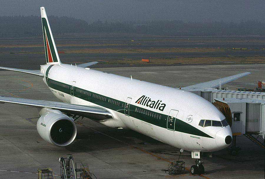 «Πόλεμος» για την επιβίωση της Alitalia