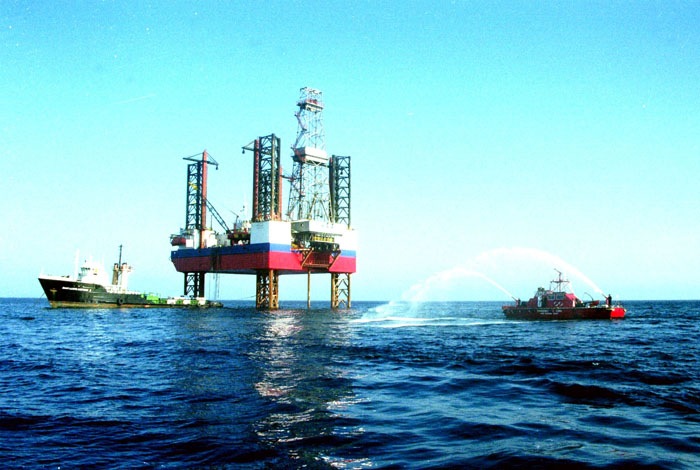 Η Energean Oil & Gas αναστέλλει το γεωτρητικό της πρόγραμμα