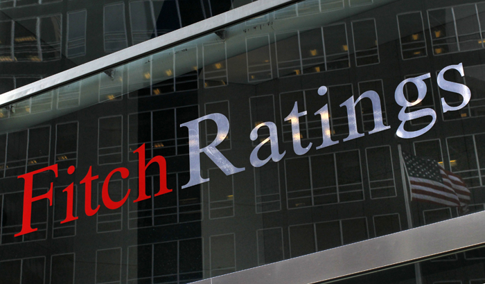 Fitch: Οι ελληνικές τράπεζες μπορούν να καλύψουν τα χρηματοδοτικά κενά