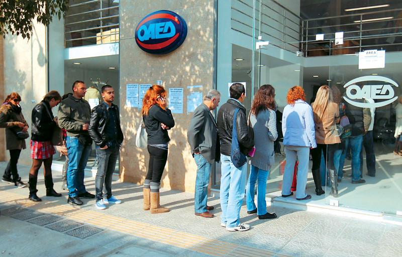 «Καθηλωμένη» η ανεργία ως το τέλος του 2015 στην Ελλάδα