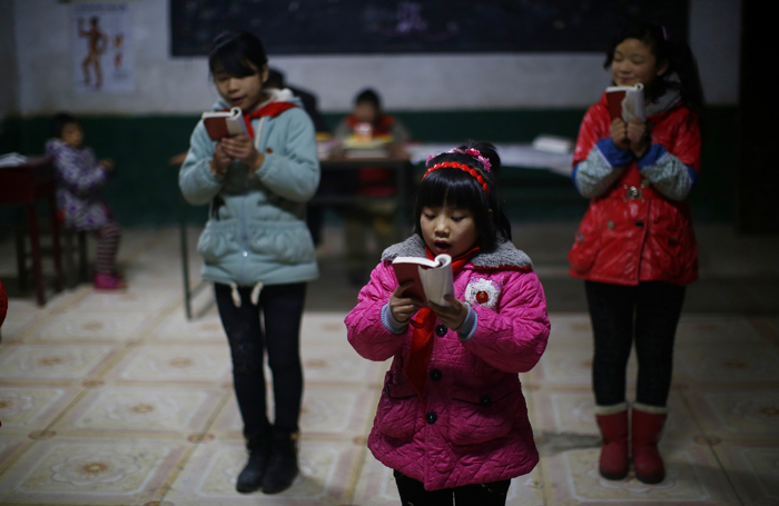 Κίνα: Κατάργηση στρατοπέδων επανεκπαίδευσης και χαλάρωση της πολιτικής ενός παιδιού