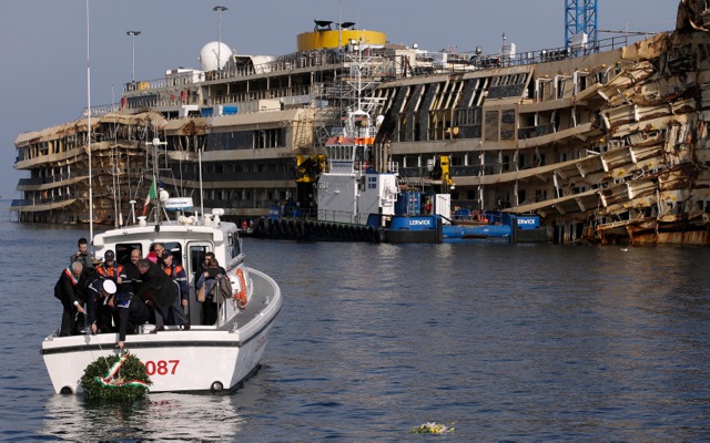 Δύο χρόνια από το ναυάγιο του Costa Concordia