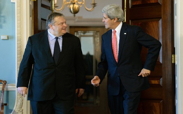 Τζον Κέρι: Πλήρης στήριξη των ΗΠΑ στην Ελλάδα