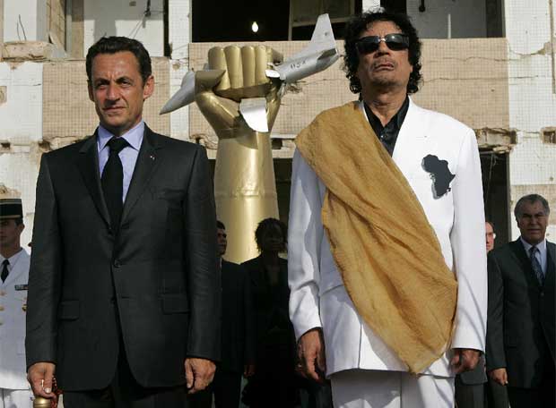 Καντάφι: «Ο Σαρκοζί έχει νοητική αναπηρία»