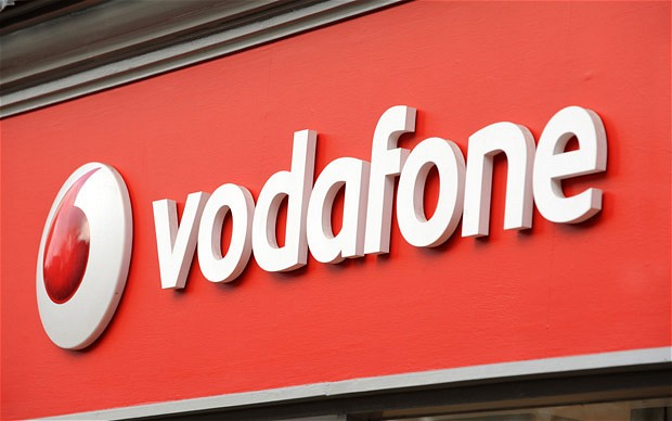 Μειωμένα τα έσοδα της Vodafone το 2013