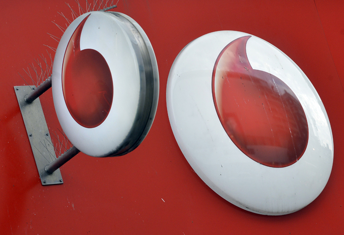 H Vodafone αύξησε τους πελάτες της