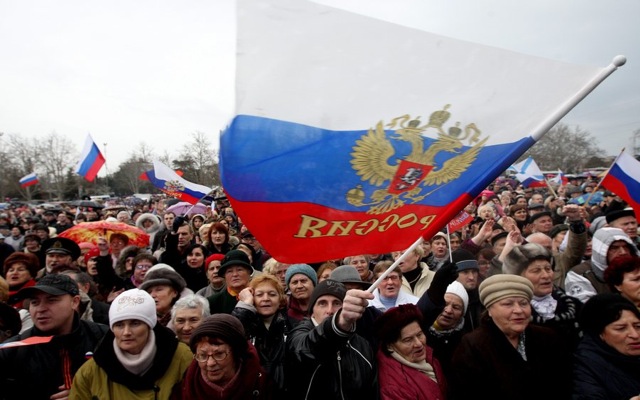 «Δημοψήφισμα, δημοψήφισμα!» στο Ντονέτσκ