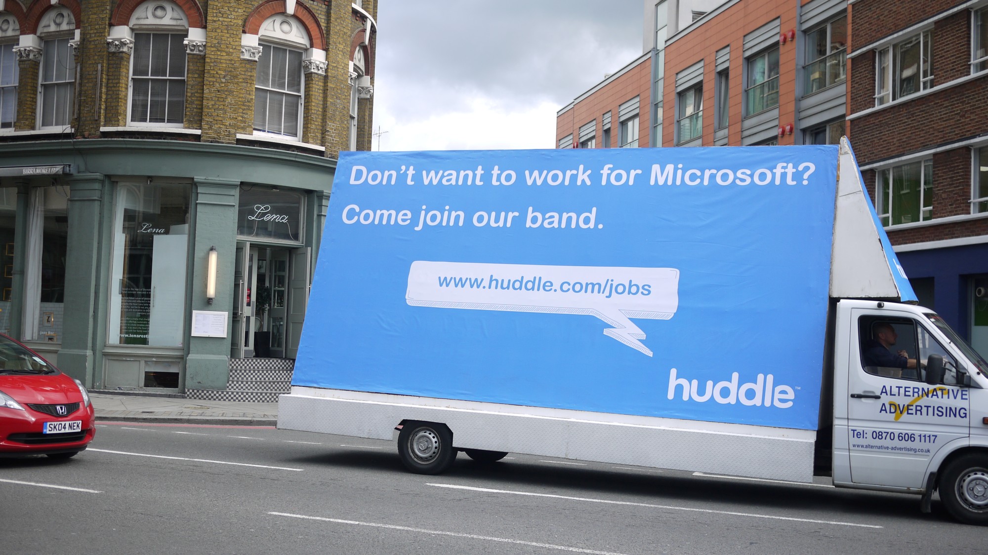 Huddle: Η πιο επιτυχημένη βρετανική startup