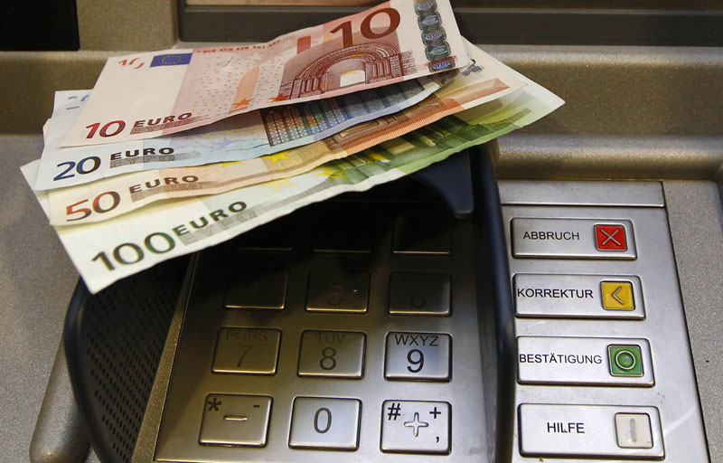 Κατάσχεση μισθών και συντάξεων για χρέη πάνω από 1.500 ευρώ