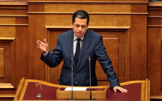 H κυβέρνηση απειλεί τους καθηγητές με πειθαρχικές διώξεις
