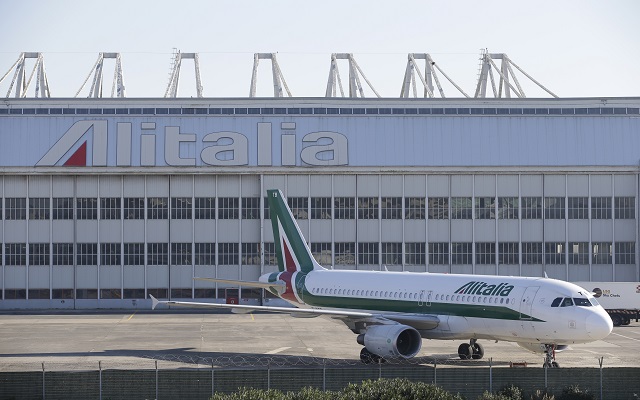 Κρίσιμη ημέρα για την επιβίωση της Alitalia