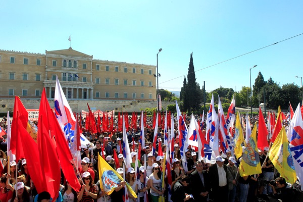 Φωτογραφίες: Το συλλαλητήριο για την Εργατική Πρωτομαγιά στην Αθήνα