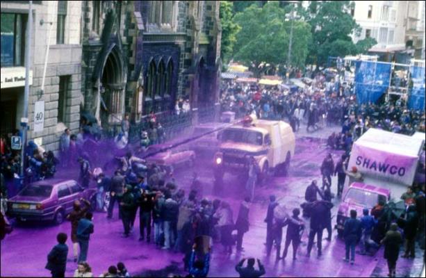 Αποτέλεσμα εικόνας για Purple Rain διαμαρτυρία, 1989