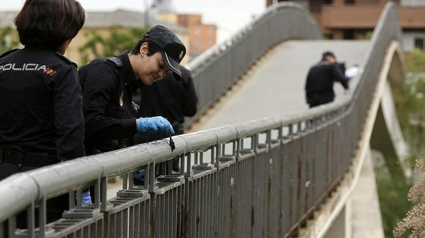 Ομολόγησε τη δολοφονία Ισπανίδας πολιτικού η μητέρα απολυμένης