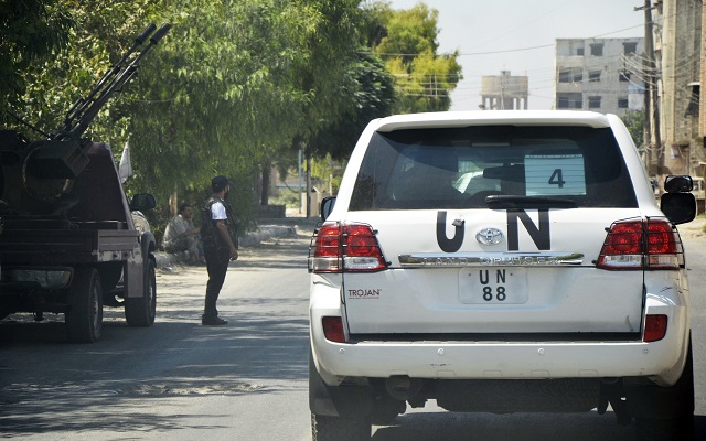 Επίθεση σε αυτοκινητοπομπή των επιθεωρητών του ΟΗΕ στη Συρία