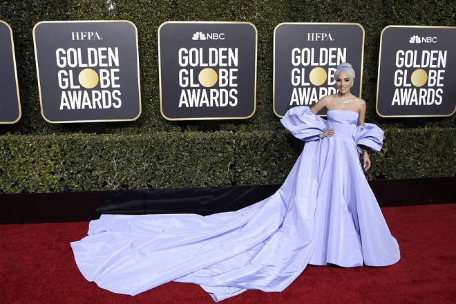 Χρυσές Σφαίρες 2019: Οι celebrities που έκλεψαν τα βλέμματα