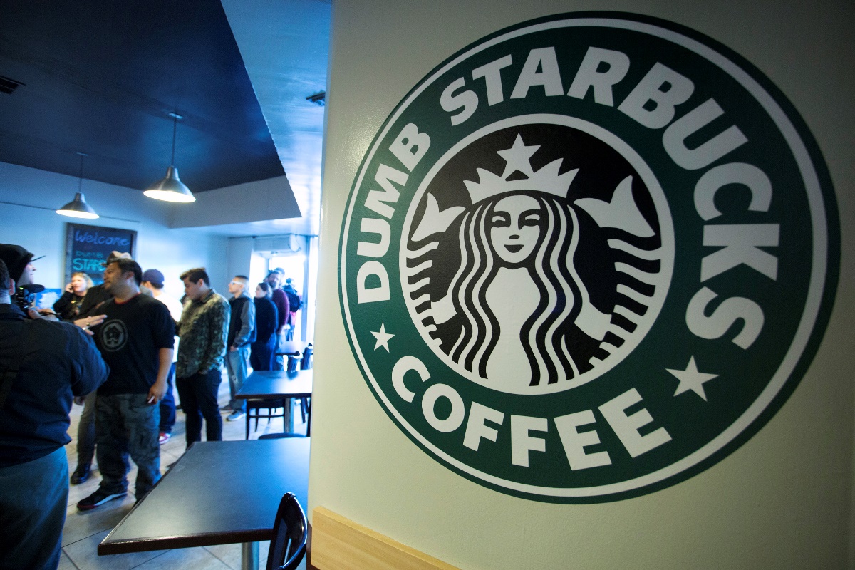 Η τελευταία έκπληξη των Starbucks είναι δωρεάν – και δεν είναι καφές