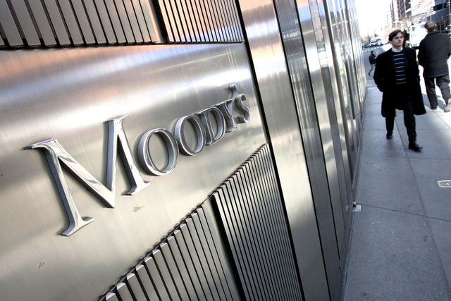 «Συγκρατημένα απαισιόδοξος» ο Moody’s για την ιταλική οικονομία