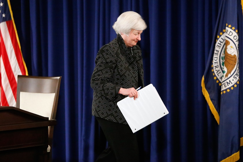 H Fed μειώνει κατά 10 δισ. δολάρια τις ενέσεις ρευστότητας