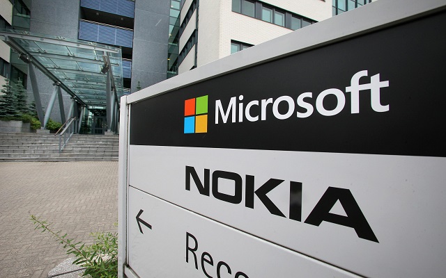 Στον «πάγο» οι σχέσεις Microsoft-Nokia