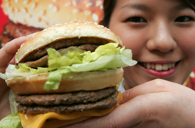 Η McDonald’s Ιαπωνίας σταματά την εισαγωγή κινέζικων κοτόπουλων