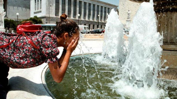 Υποχωρεί ο καύσωνας. Κατά τόπους έντονα φαινόμενα, με βροχές και καταιγίδες