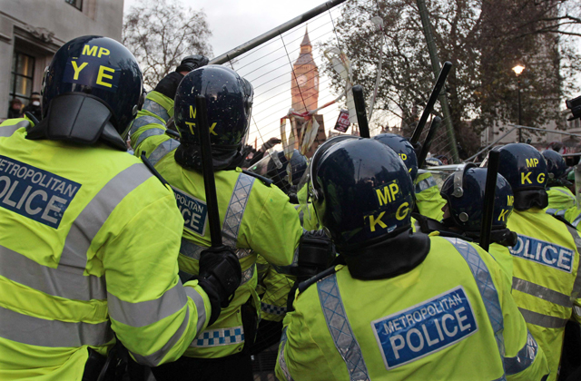 Αυξάνεται το επίπεδο συναγερμού ασφαλείας στη Βρετανία