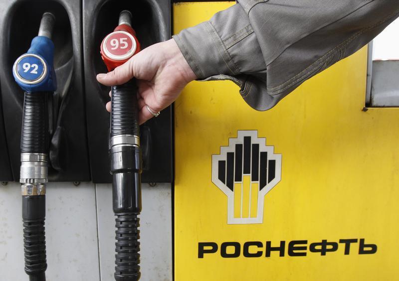O ρωσικός γίγαντας πετρελαίου δεν θα αποφύγει τις απολύσεις