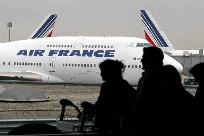 Ματαιώνονται έξι στις δέκα πτήσεις της Air France