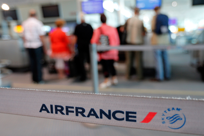 Σκληραίνουν τη στάση τους οι πιλότοι της Air France