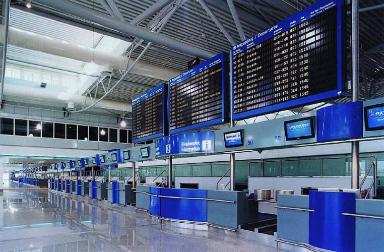 Η «βόμβα» της IATA που «γονατίζει» τα τουριστικά γραφεία