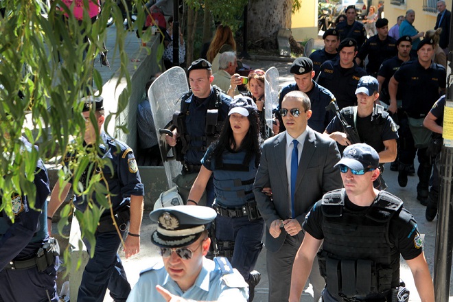 Αναβάλλεται για τον Δεκέμβριο η δίκη του Ηλία Κασιδιάρη