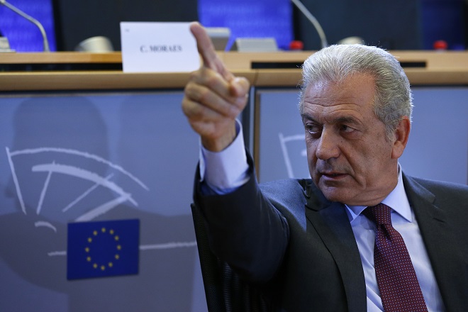 Αβραμόπουλος: Δεν τέθηκε ποτέ θέμα εξόδου χώρας της ΕΕ από τη Σένγκεν